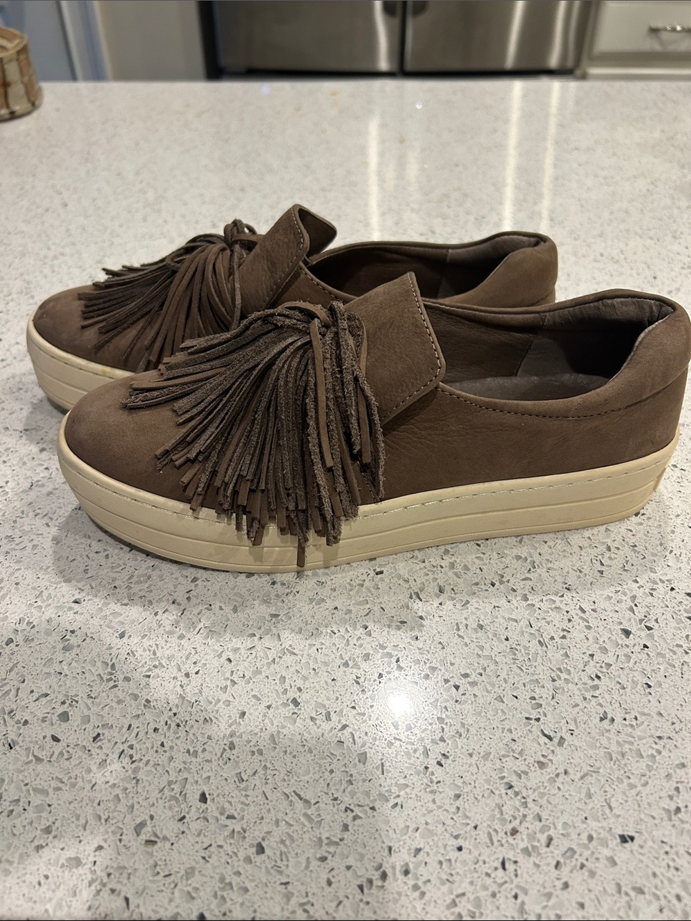 J Slides SZ 8 Aria Hope Fringe slip on Loafer Brown Suede